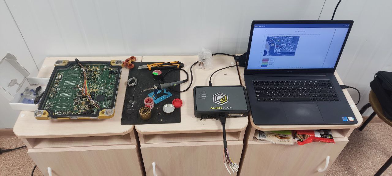 Блок управления двигателем – процесс программной перепрошивки